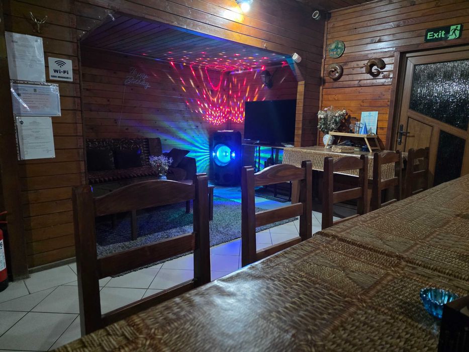 Cazare cabana cu ciubãr inclus in pret pt 2 sau m-ai multe nopți!