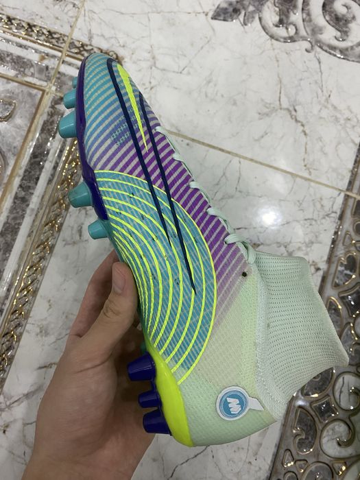 Бутсы футбольные