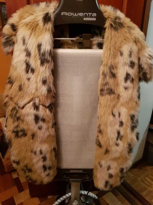 Продам натур.легкую дубленку