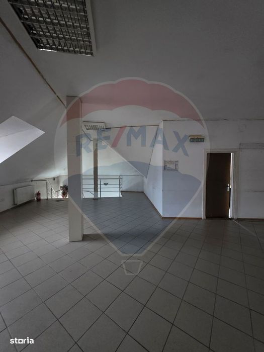 Cladire comerciala de vanzare in centrul Mediasului