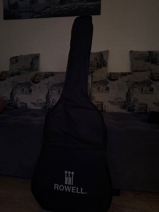 абсалютная новая гитара