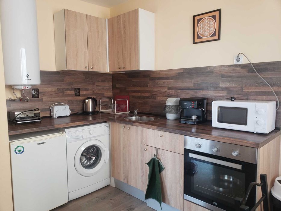 Дава се под наем Двустаен апартамент в Варна, м-т Св. Никола - 70 кв.м за 663 € - Снимка #5