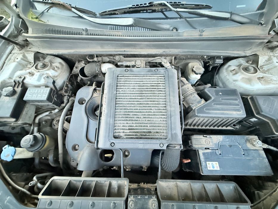 Dezmembrez Hyundai Santa Fe 2.2d (Automata)