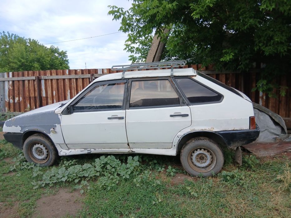 Продам по запчастям ваз 2109