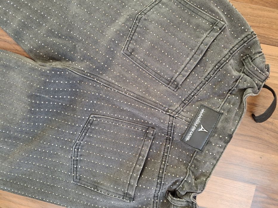 Нови дамски дънки