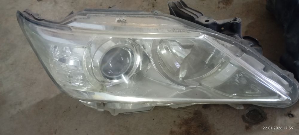 Продам фары камри 50