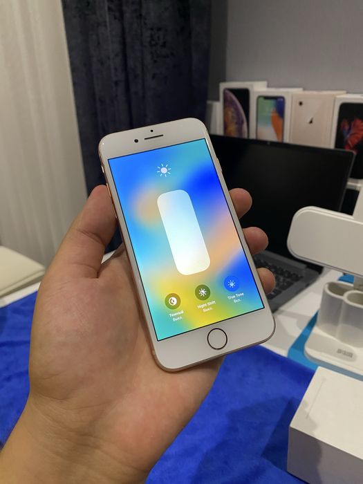Iphone 8 ideal 64gb gold