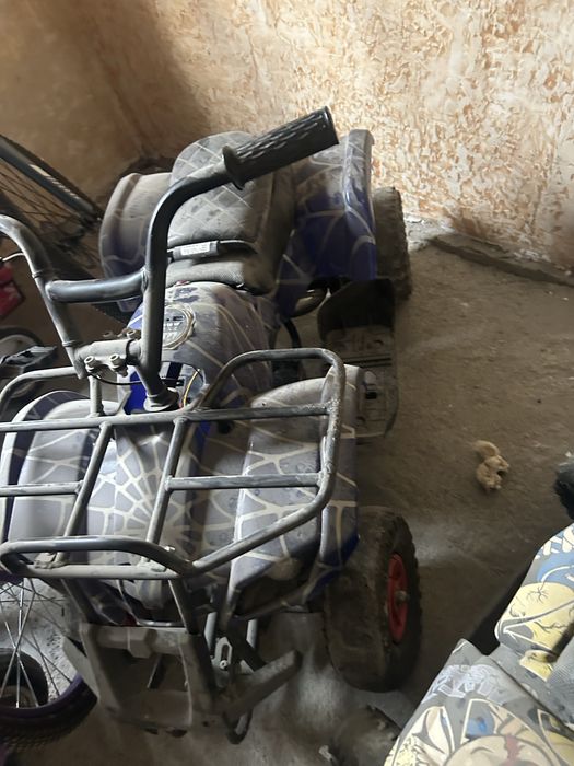 Продам электроквадрацикл электромашинки