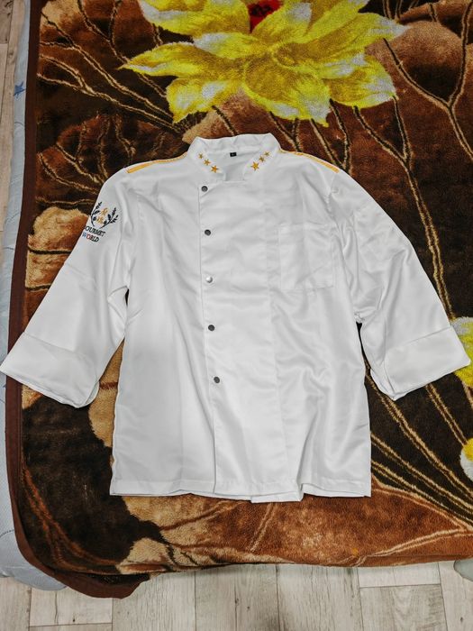 Продается поварской китель Новый!