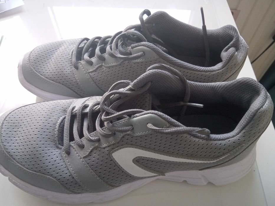 Adidași Decathlon Nr 41