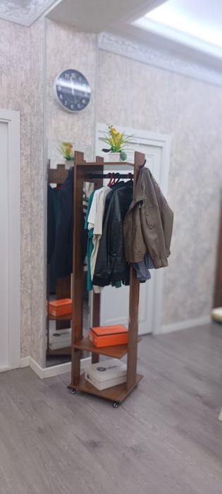 Вешелка на заказ 600000