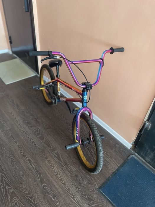 BMX бензинового цвета