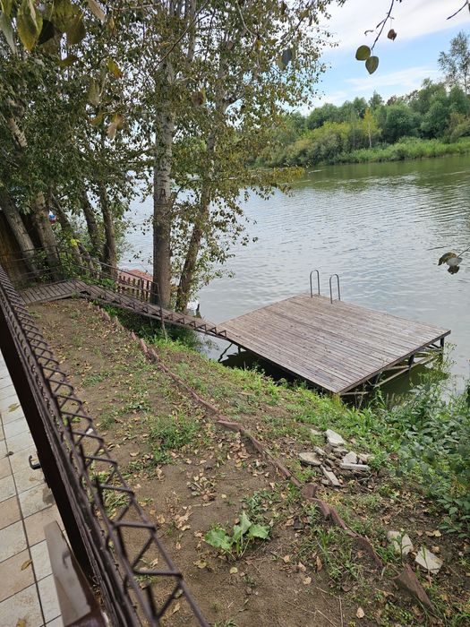 Дача на берегу Ишима