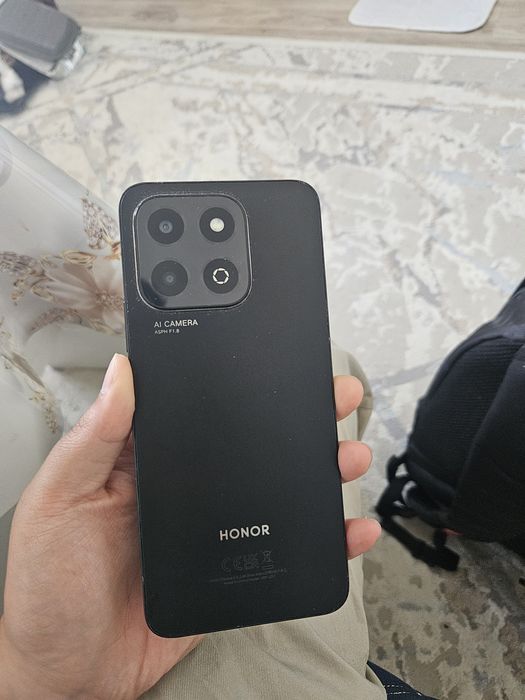 Продам или обменяю хонор х6Б