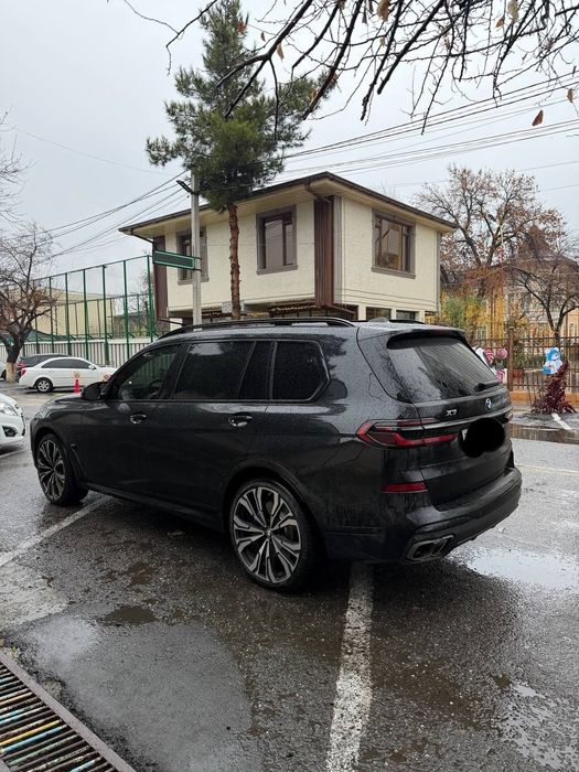 Bmw x7 m60i full