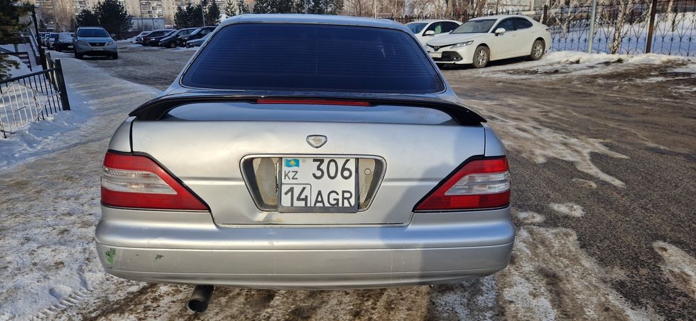 Nissan Cedric Y33 96 год