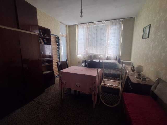 5- стаен апартамент, кв. Вароша, гр. Търговище