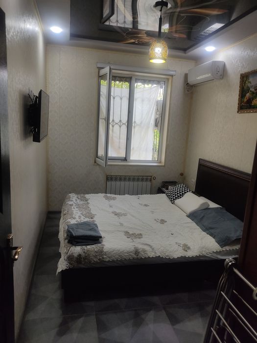 Комната с хозяйкой