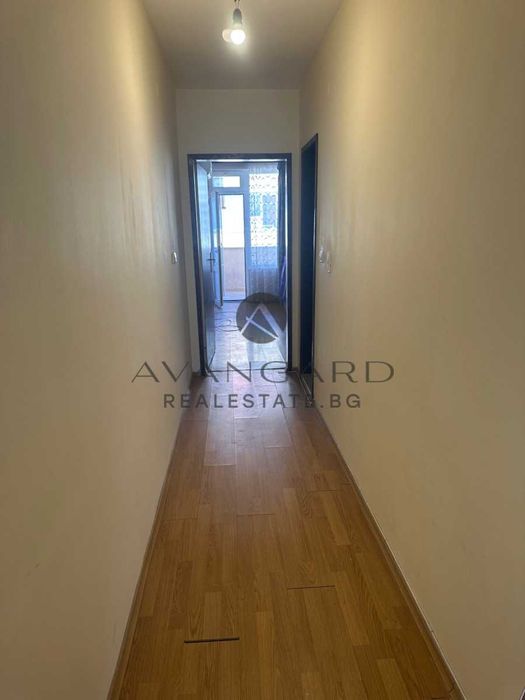 Продава се Двустаен апартамент в Пловдив, Център - 70 кв.м за 1070 €/кв.м - Снимка #10