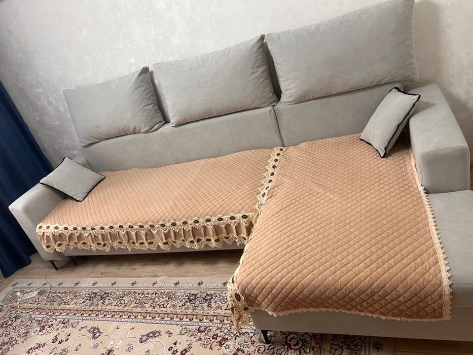 Продам диван угловой новый