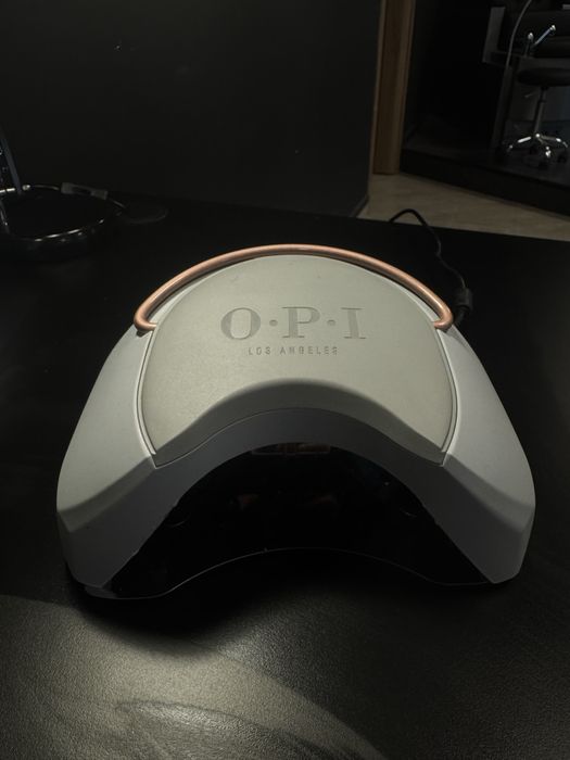 Уреди за маникюр