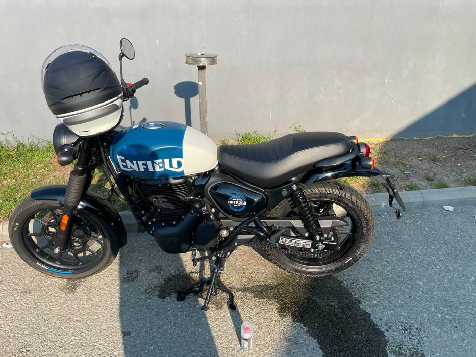Motocicleta Royal Enfield Hunter 350