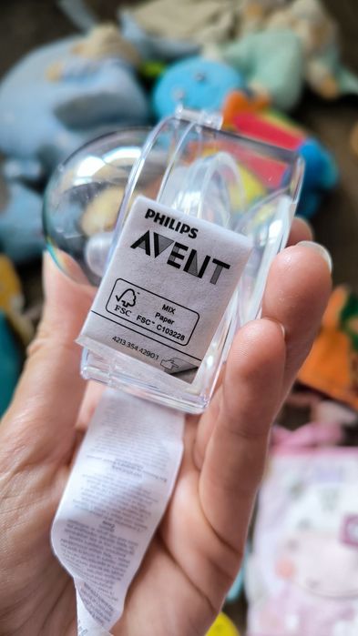 Сет бебешки играчки и биберон Philips Avent