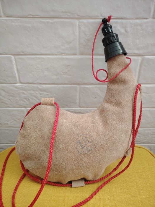 Традиционен испански кожен мях