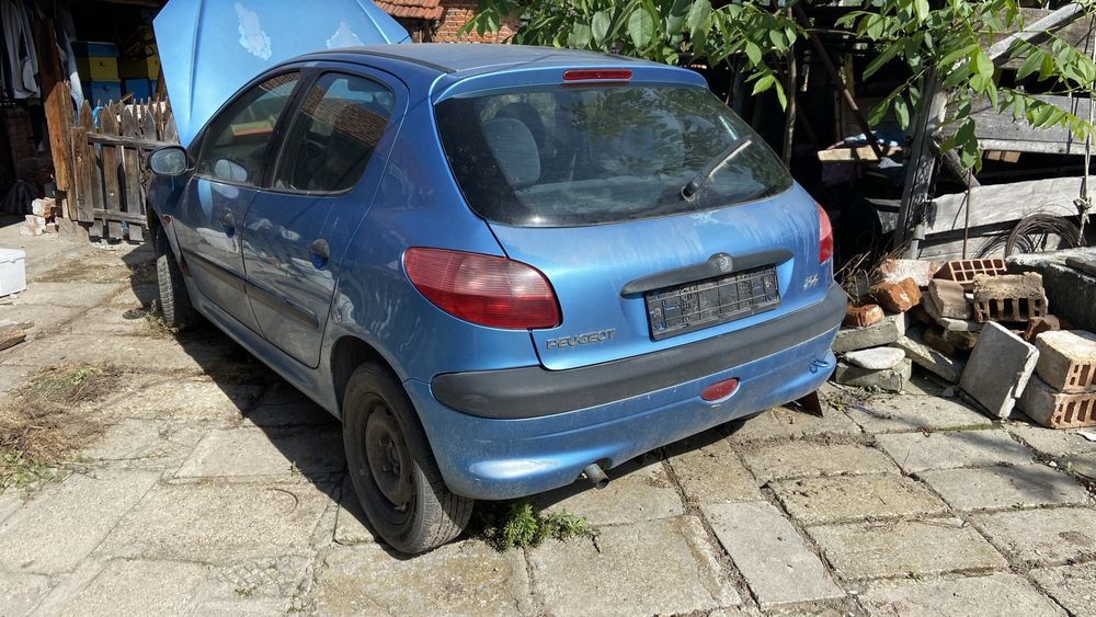 Peugeot 206 1.9D на части
