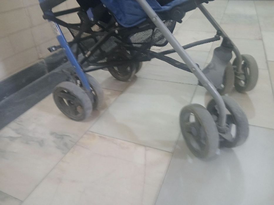 Коляска сотилади, Нархини келиштирамиз