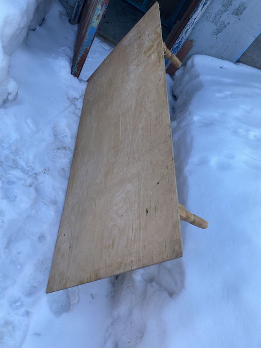 Азиатский стол 2000