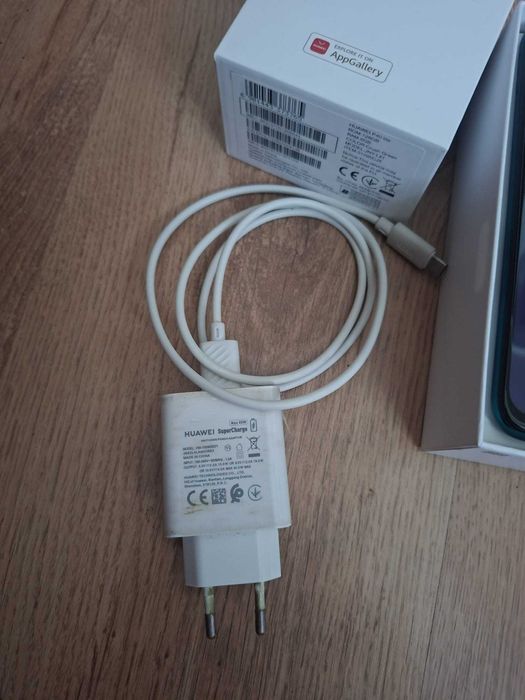 Vând Huawei P40 Lite 128GB - Crush Green Full Box 2 Bucăți Disponibile
