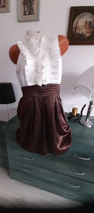 Rochii  dama pentru oacazii deosebite