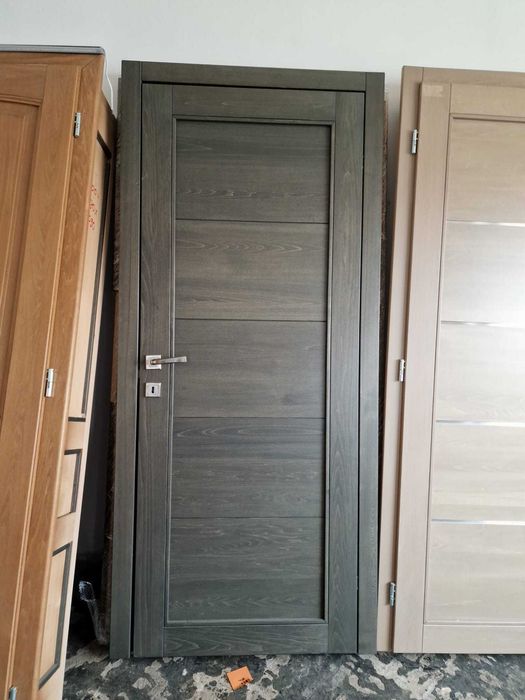 Usi interior Tei stratificat si Mdf