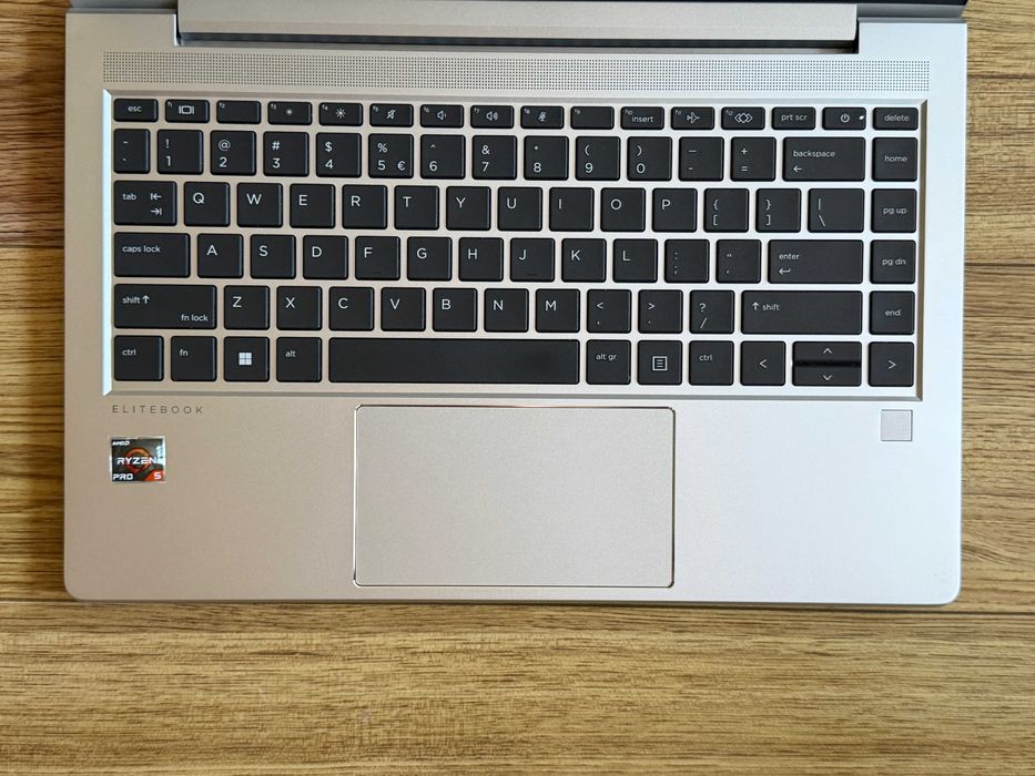HP EliteBook 640 G10`Ryzen Pro 7530U/16GB RAM/512GB SSD/Full HD IPS/Батерия 7ч