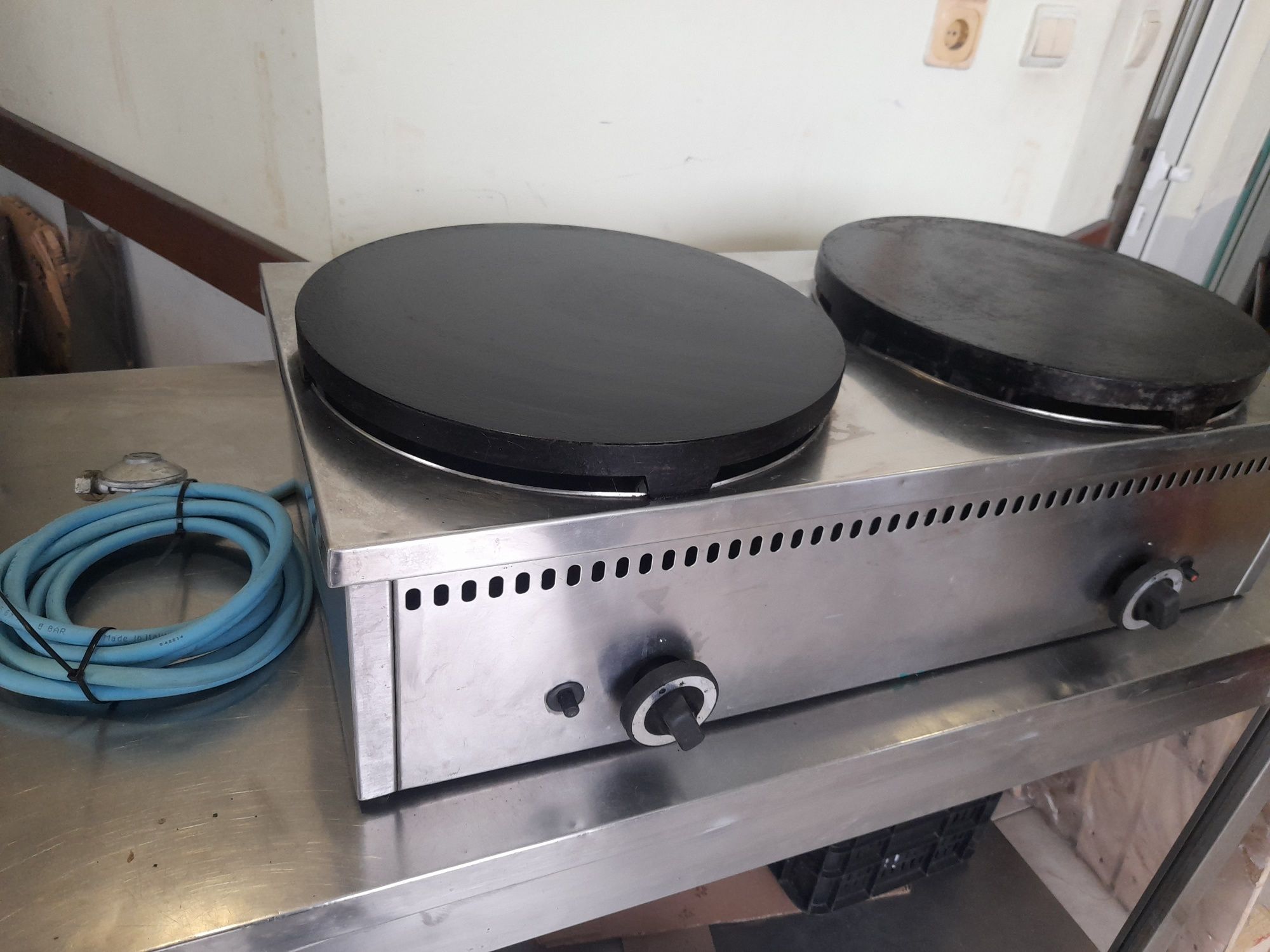 Газов котлон двоен за палачинки гр. Петрич • OLX.bg