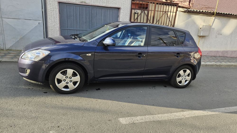Vand Kia Ceed 1.4 benzina, 109 CP, 190250 km