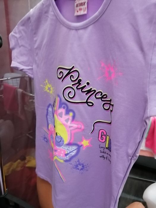 Haine fetite superbe