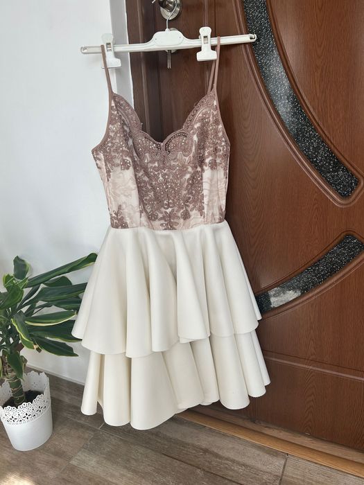 Vând rochie, mărimea XS