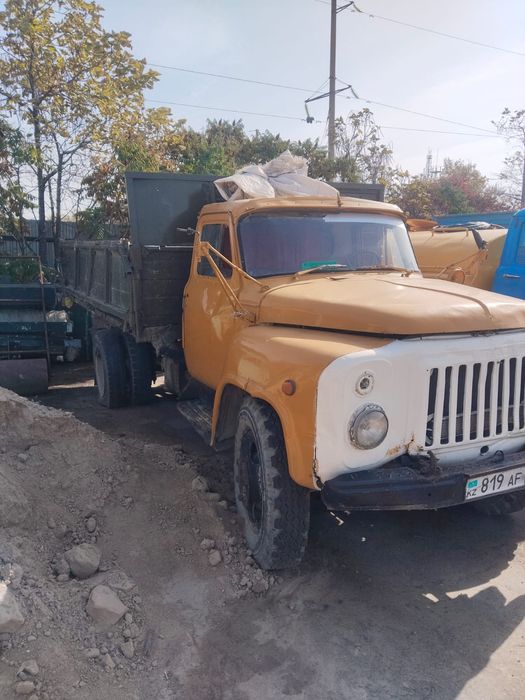 Продается спец техника в городе Қонаев.