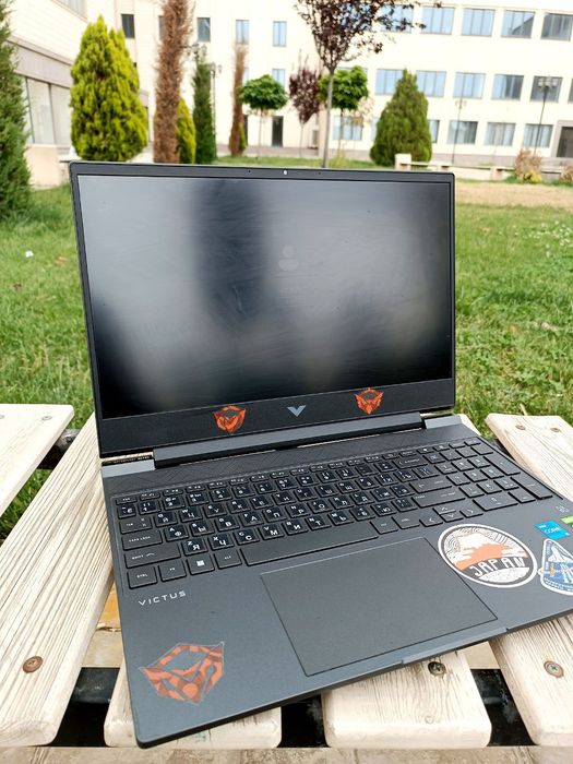 Hp victus 512.gb 16 Ram