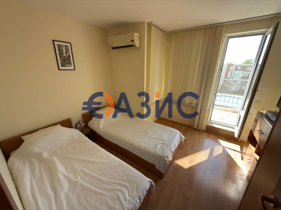 Тристаен апартамент в комплекс Holiday Fort Golf Club, 66 кв. м.,