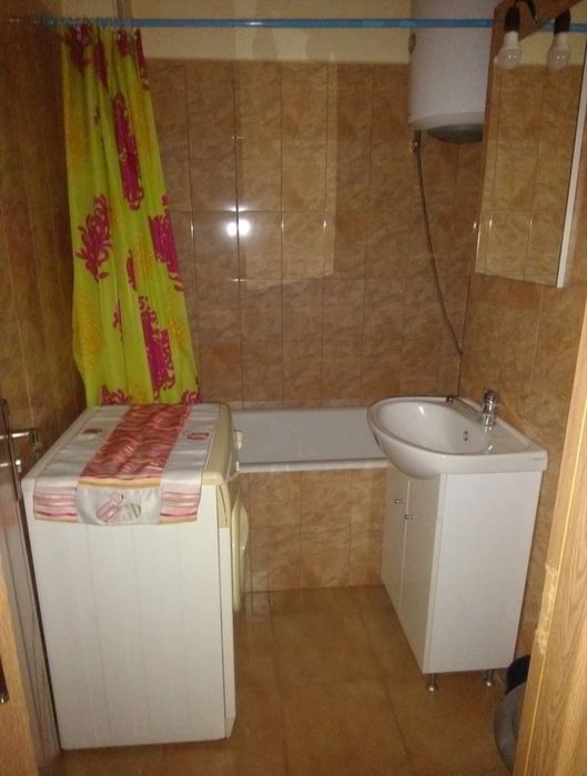 Garsoniera 30,5 m pătrați.