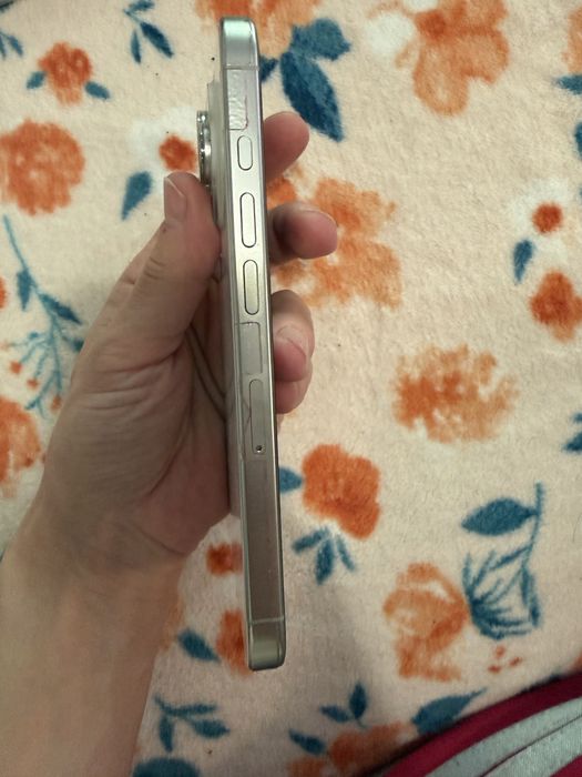 Iphone 16 pro white titanium,128gb