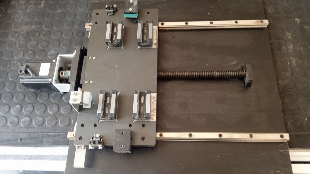 Uv printerining Z oʻqi