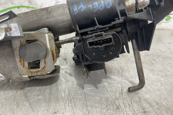 Contact cu cheie 13144390 / 13 144 390 Opel Corsa C