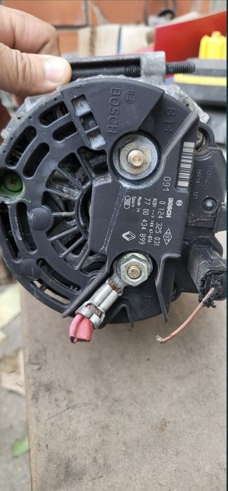 ГЕНЕРАТОР на рено ларгус