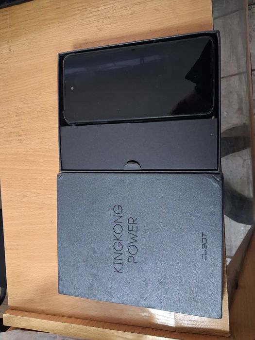 Телефон  противо ударный