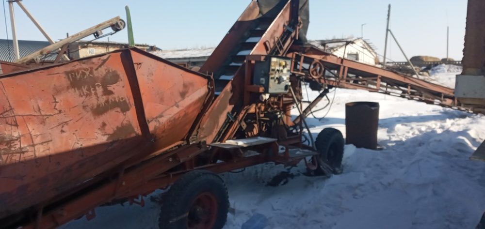 Продам буртоукладчик ТЗК-30