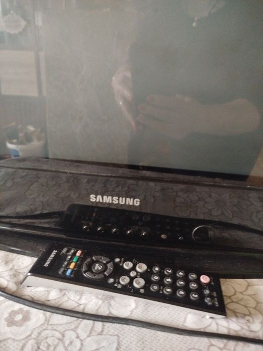 Телевизор Samsung